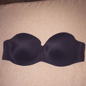 Victoria’s Secret strapless black bra 34 C